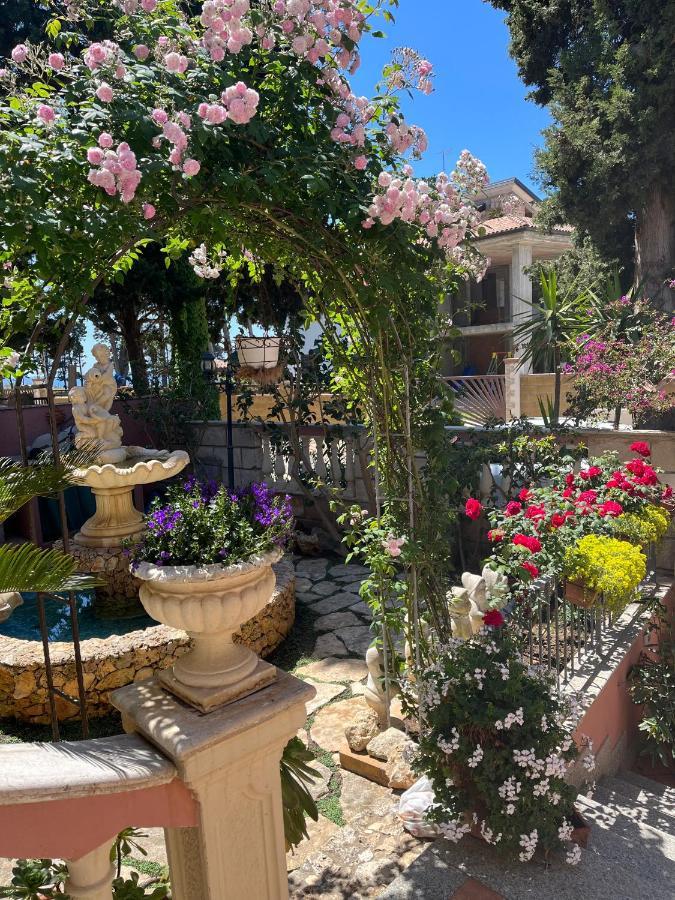 B&B Villa Regina Santa Domenica  Exteriér fotografie